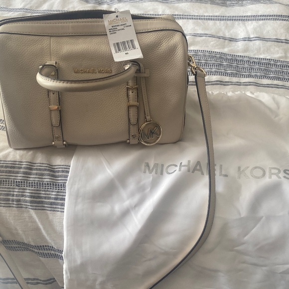 Leather Michael Kors handbag - Picture 1 of 8